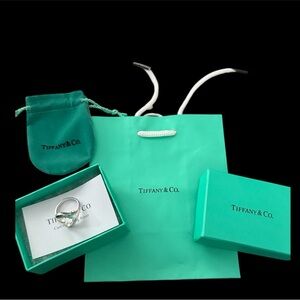 Tiffany and co. Open heart ring in GIFTABLE condition, womens size 8?